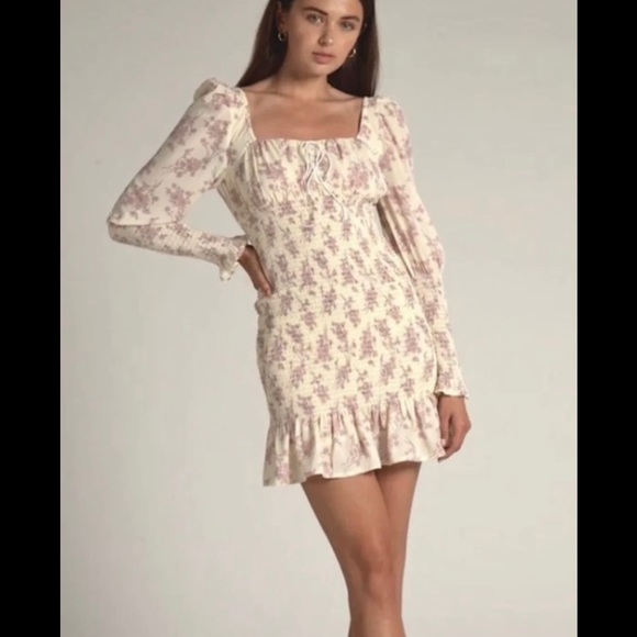 Cistar Dress - Picture 2 of 6